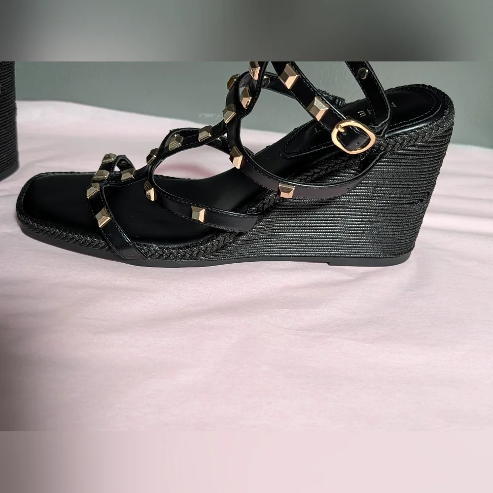 Nine West chic black